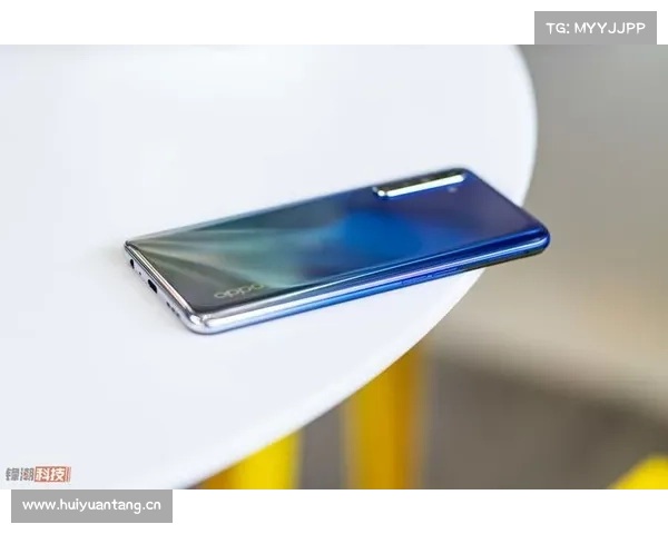 OPPO K5 赛博金属配色图赏,千元机也能有炫酷科技感 OPPO K5 赛博金属配色图赏,千元机也能有炫酷科技感